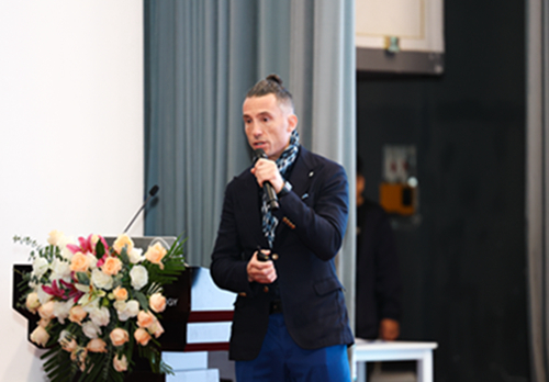 Carlo V. Cannistraci（周亚辉）教授演讲.jpg