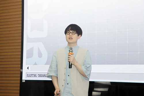 115.jpg
